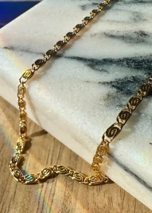 Snail Chain Necklace - Gold