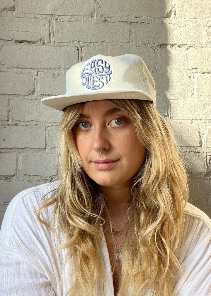 Easy Emblem Hat - Vintage White